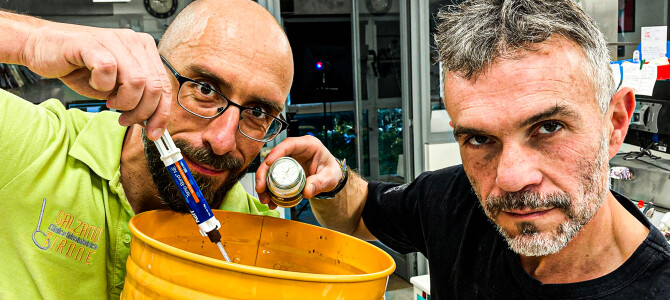 PERCHE’ LA PROTESI CEMENTATA SU IMPIANTI E’ DEFUNTA. PERCHE’ LA PROTESI CEMENTATA SU IMPIANTI E’ DEFUNTA.